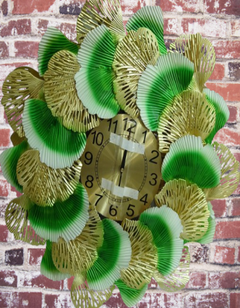 Ginkgo leaf design wall clock