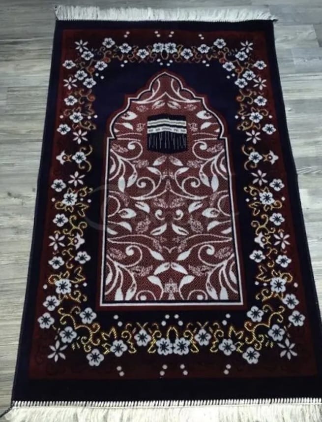 Gorgeous Islamic  Prayer Mat